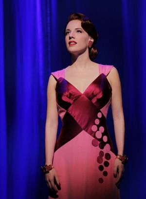 Jessie Mueller @ BroadwayWorld Jessie Mueller Photo