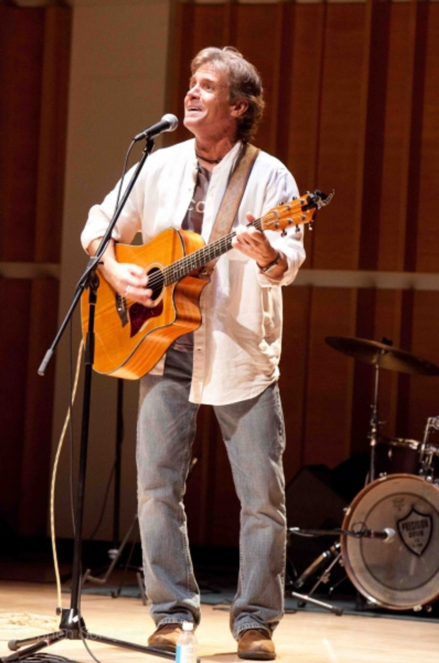 Photo Coverage: David Ippolito Brings 'That Guitar Man from Central Park' Back to Merkin Hall  Image