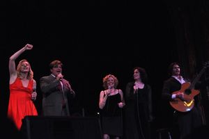 Rita Harvey, Dustin Brayley, Rob Evan, Carole Demas and Andrea Rivette Photo