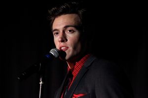 Erich Bergen @ BroadwayWorld Erich Bergen Photo
