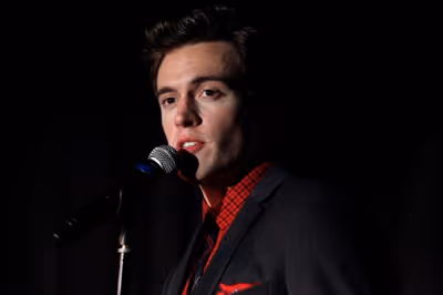 Erich Bergen Photo
