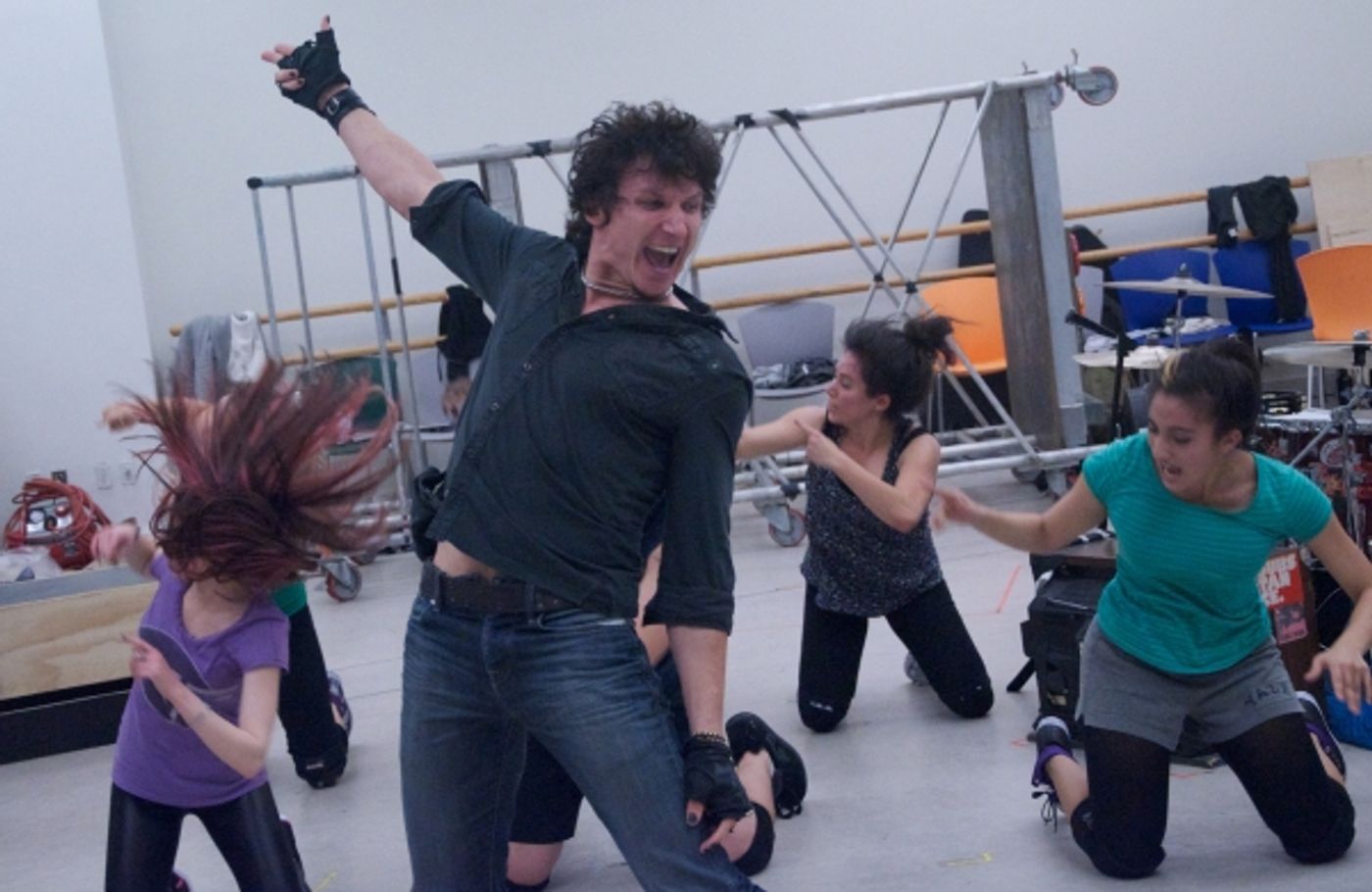Photo Flash: AMERICAN IDIOT Tour In Rehearsal, Van Hughes, Gabrielle McClinton & More!  Image