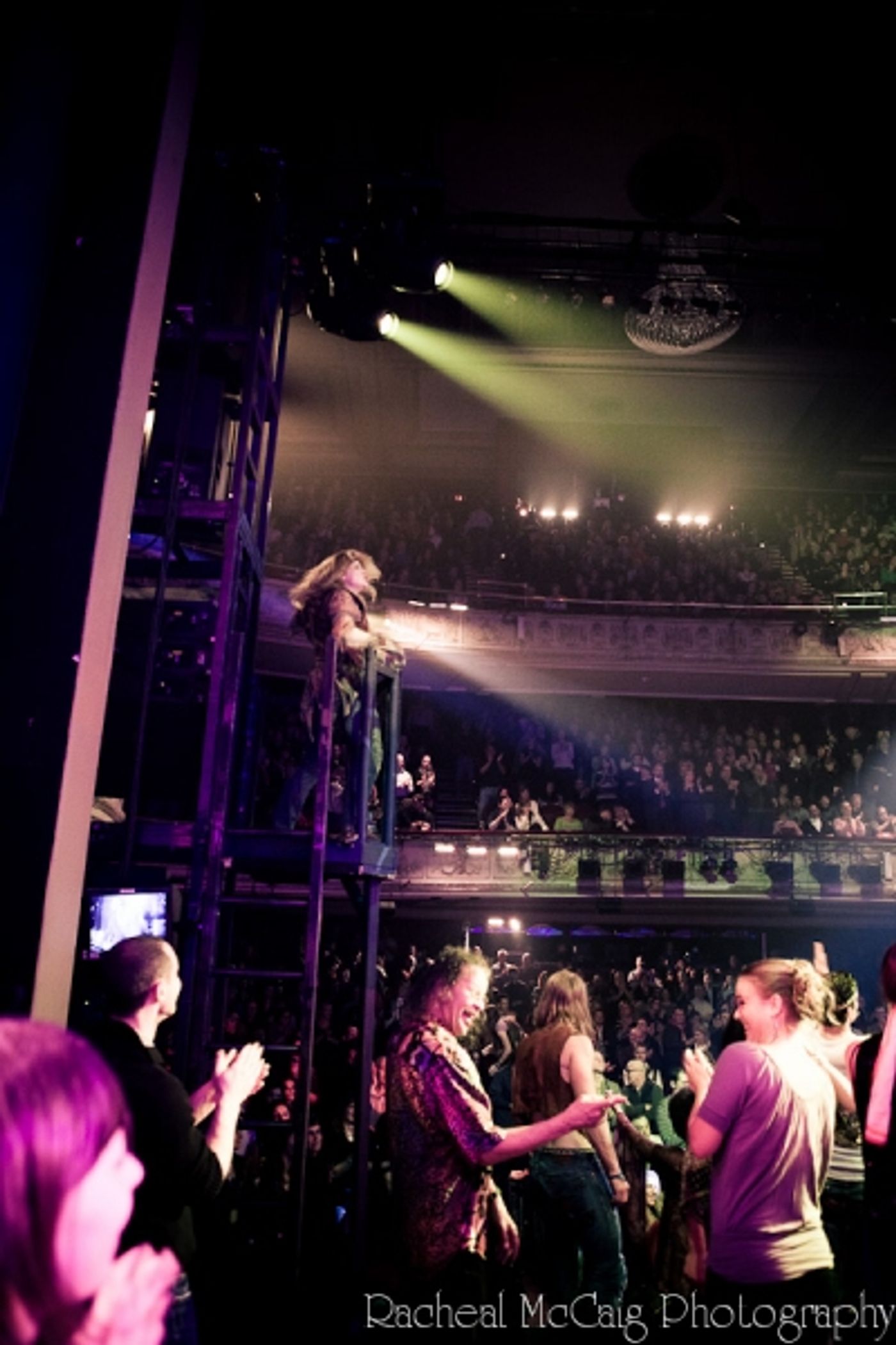 Photo Coverage: Let the Sunshine In! HAIR in Toronto  Image