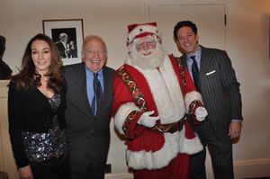 Jessica Molaskey, Bucky Pizzarelli, Santa Claus and John Pizzarelli Photo
