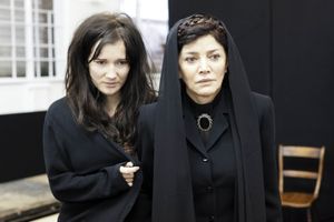 Sarah Solemani and Shohreh Aghdashloo  Photo