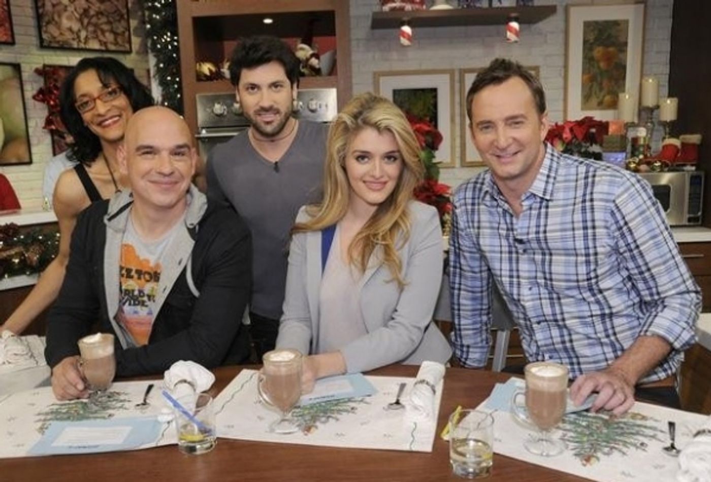 Photo Flash: Sneak Peek - DWTS's Maks Chmerkovskiy Visits ABC's THE CHEW, 12/22 Photo Flash: Sneak Peek - DWTS's Maks Chmerkovskiy Visits ABC's THE CHEW, 12/22 Image