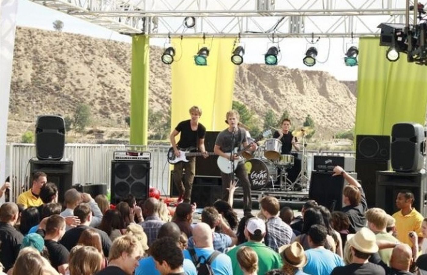 Photo Flash: ABC Family's SWITCHED AT BIRTH Returns 1/3 Photo Flash: ABC Family's SWITCHED AT BIRTH Returns 1/3 Image