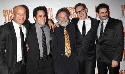 Robin Williams and the cast of Bengal Tiger at the Baghdad Zoo Photo