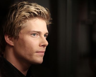 Hunter Parrish Photo