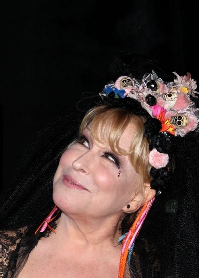 Bette Midler Photo