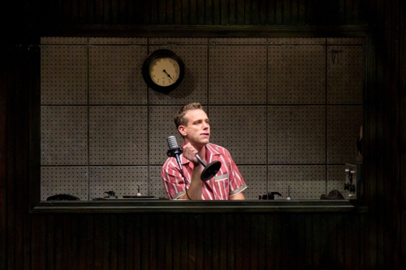 Photo Flash: Adam Pascal Takes On 'Huey' in MEMPHIS - First Look!  Image