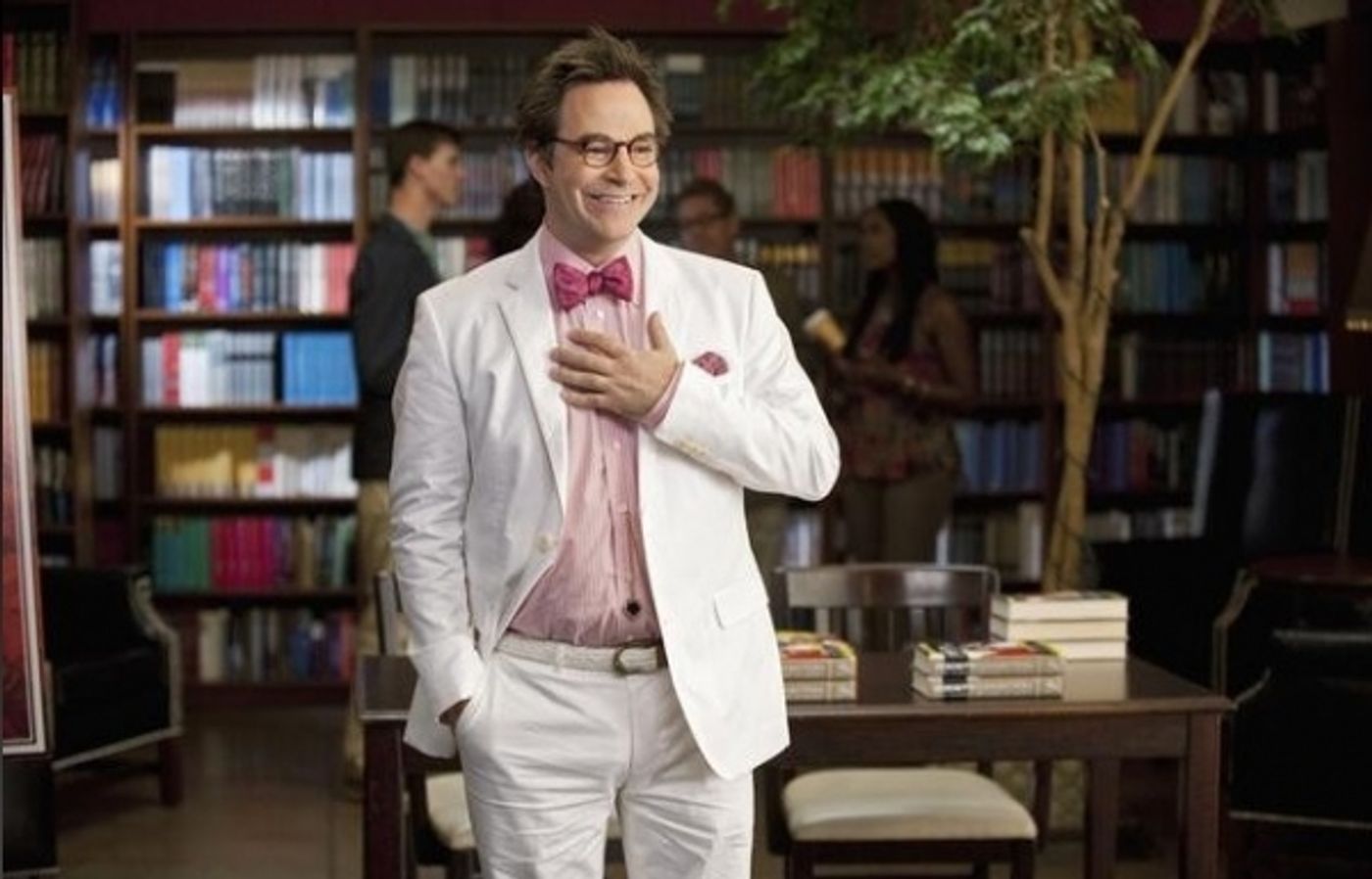 Photo Flash: Roger Bart Guest Stars on ABC's REVENGE Tonight  Image