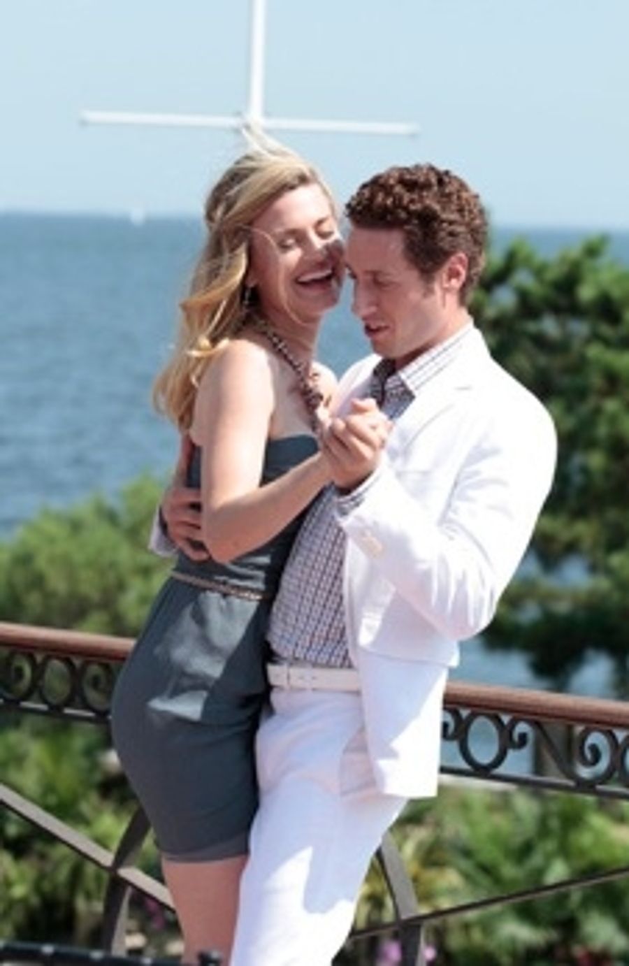 Photo Flash: Sneak Peek - USA Network's ROYAL PAINS Returns Tonight Image