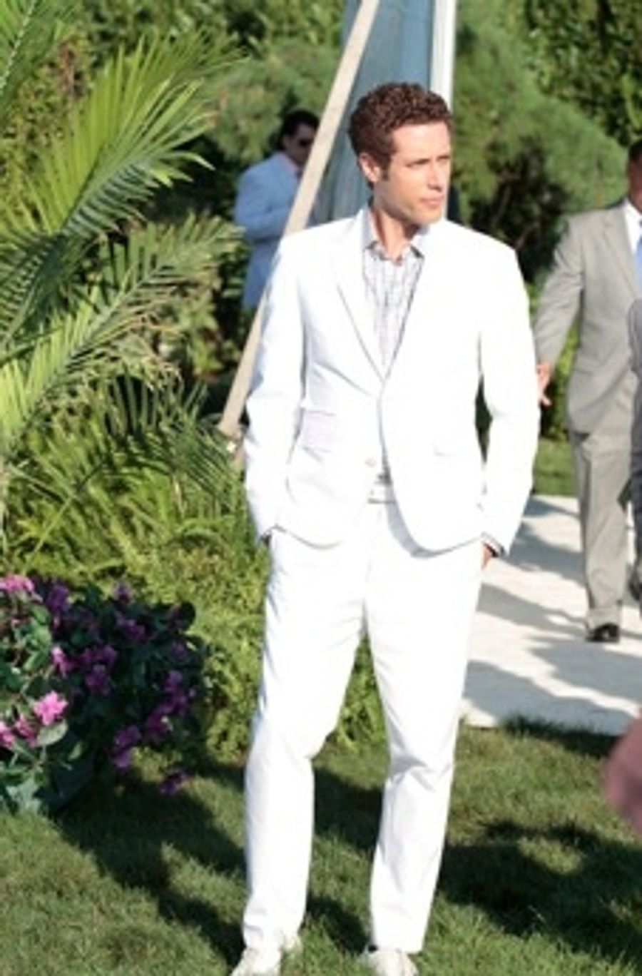 Photo Flash: Sneak Peek - USA Network's ROYAL PAINS Returns Tonight Image