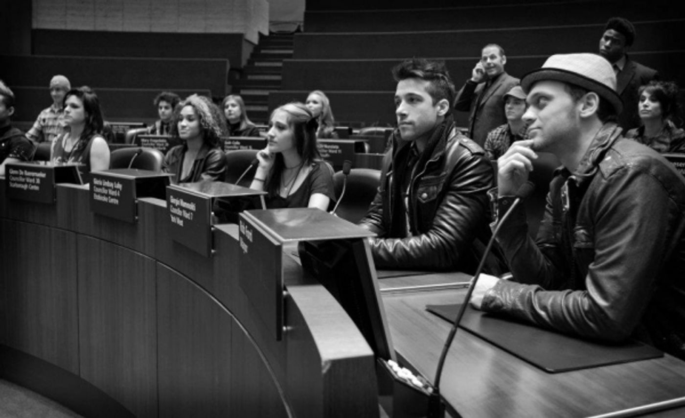 Photo Coverage: AMERICAN IDIOT Tour Rocks Nathan Phillips Square  Image