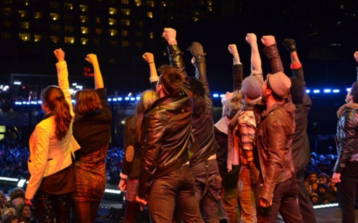 Photo Coverage: AMERICAN IDIOT Tour Rocks Nathan Phillips Square  Image