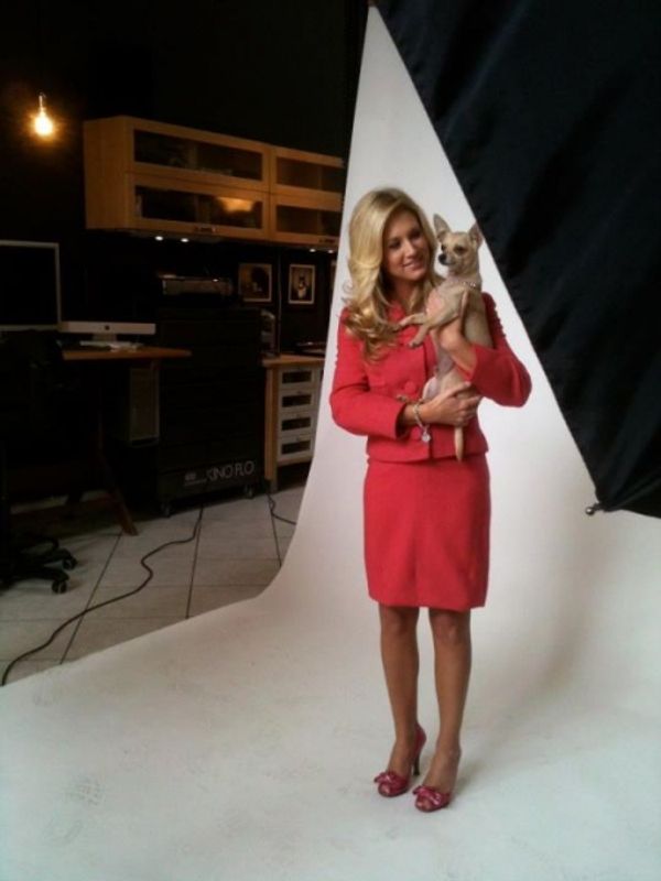 Bailey Hanks, Bam Bam Photo