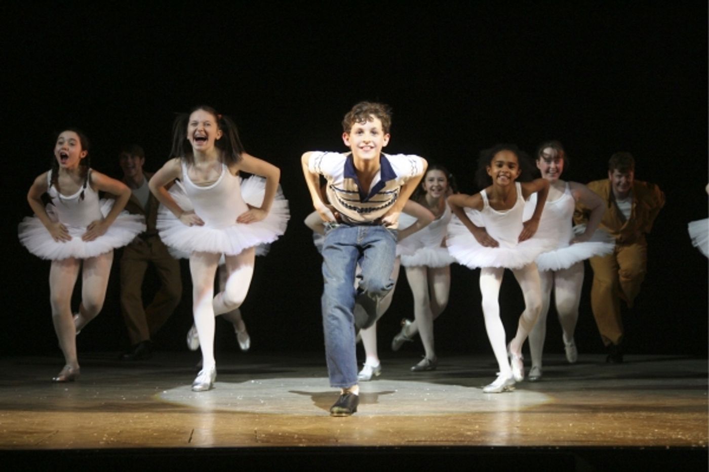 Photo Flashback: BILLY ELLIOT Closes After 3 Years on Broadway  Image