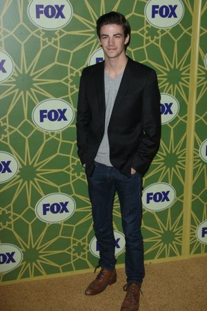 Grant Gustin Photo
