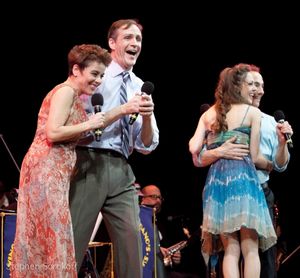 Christine Andreas, Howard McGillin, Lura Osnes, Jason Graae
 Photo