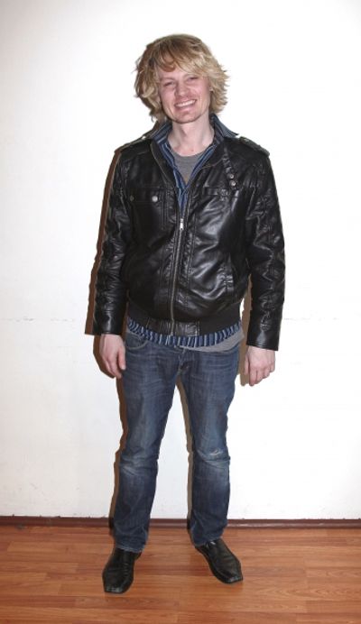 Jeffrey Carlson Photo