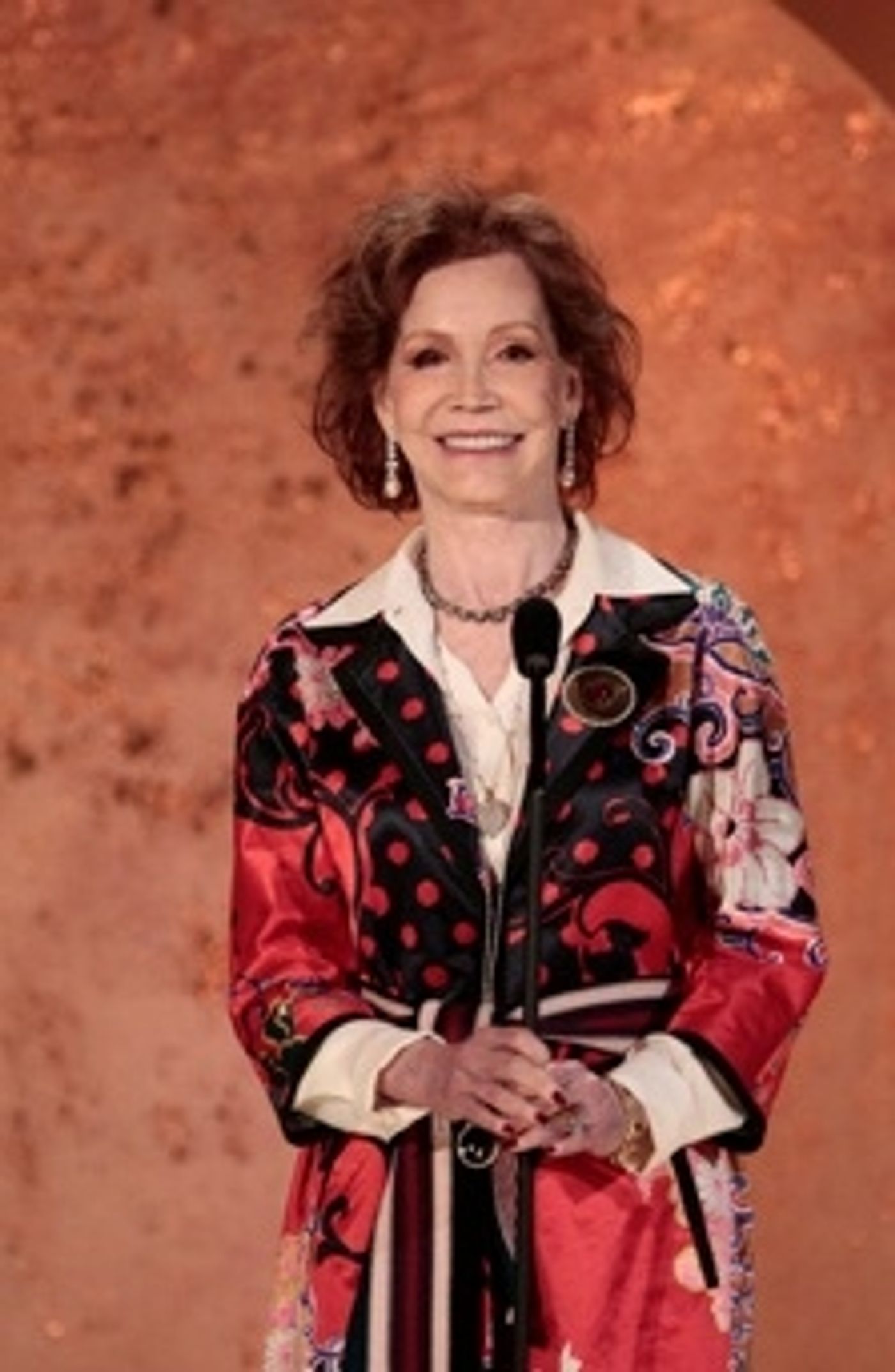 Photo Flash: First Look - BETTY WHITE'S 90th BIRTHDAY Tribute Airing on NBC Tonight  Image