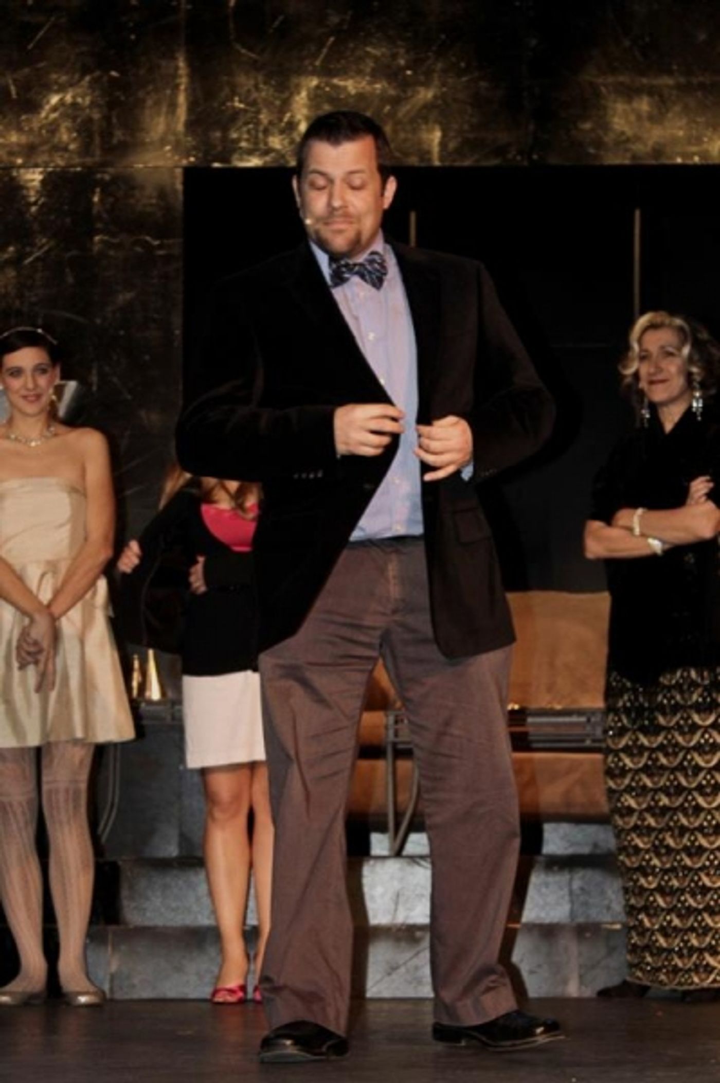 Photo Coverage: Midwinter's First Night 2012  Image