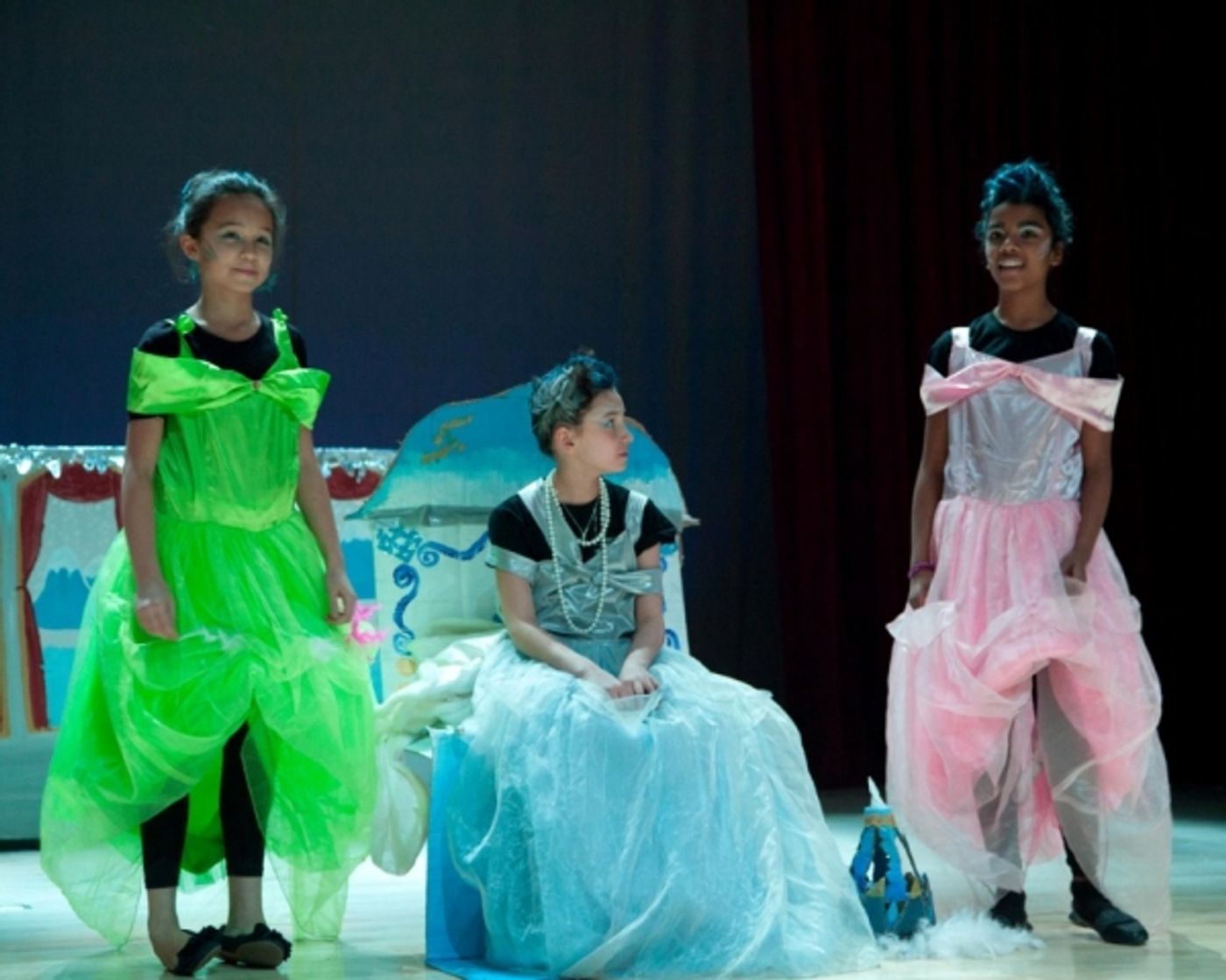 Photo Flash: Beijing Playhouse Presents THE GRINCH  Image