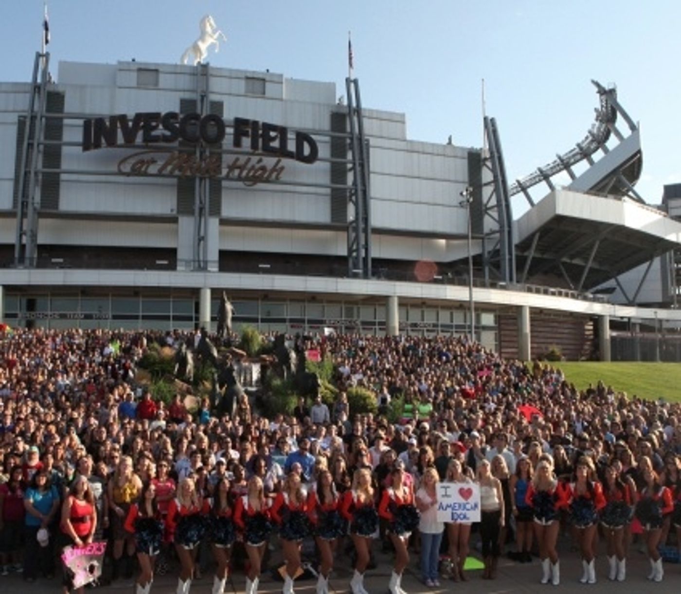 Photo Flash- Sneak Peek - Fox's AMERICAN IDOL Season 11 Premieres Tonight Photo Flash- Sneak Peek - Fox's AMERICAN IDOL Season 11 Premieres Tonight Image