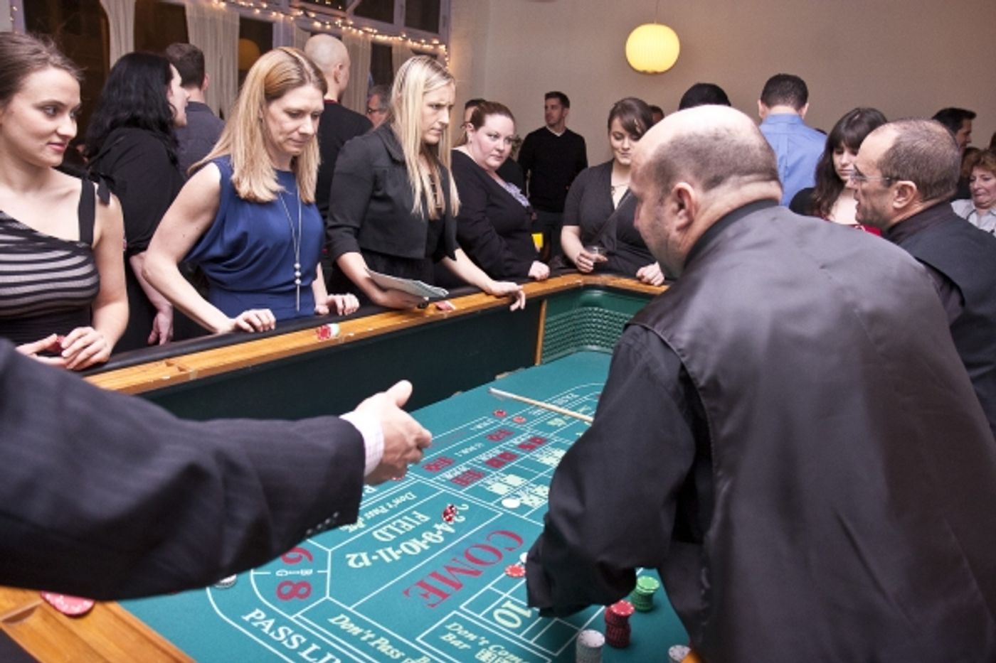 Photo Flash: Inside Situation Cares' CASINO FOR CARES Event  Image