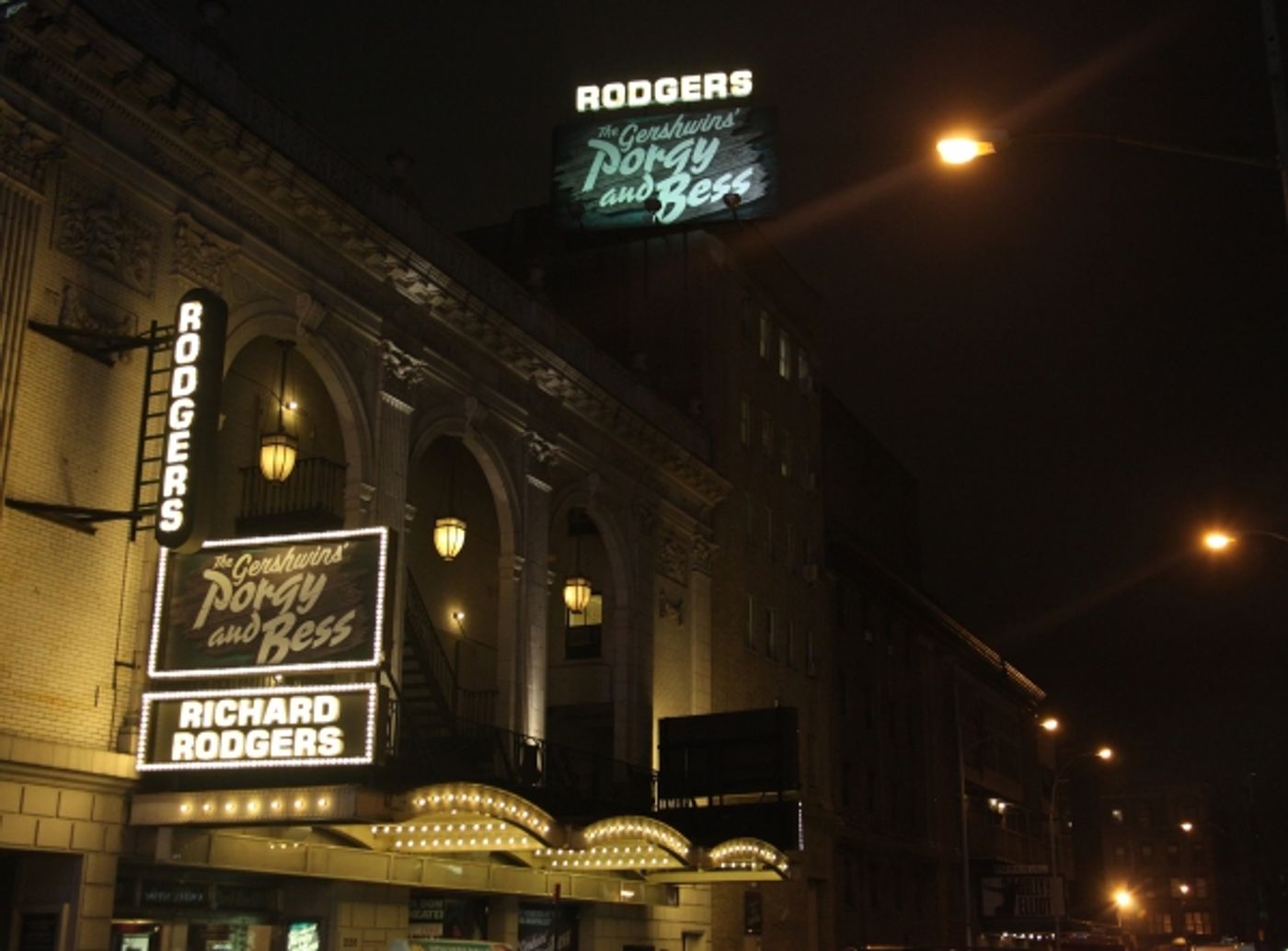 Photo Coverage: THE GERSHWIN's PORGY & BESS Opening Night Theatre Arrivals Photo Coverage: THE GERSHWIN's PORGY & BESS Opening Night Theatre Arrivals Image