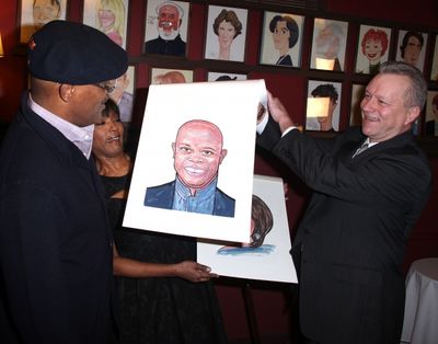 Angela Bassett & Samuel L. Jackson with Max Kilmavicius  Photo