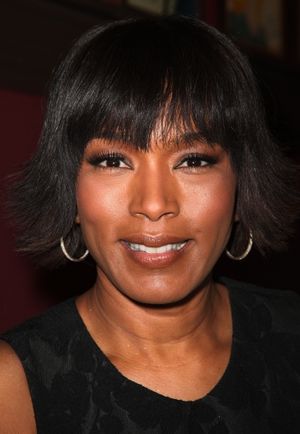Angela Bassett  Photo