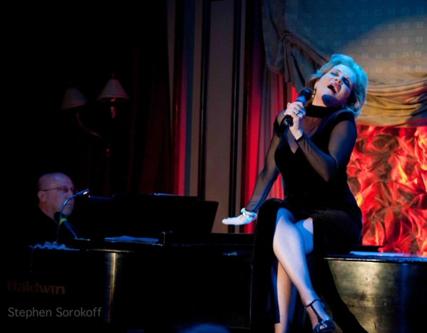 Photo Coverage: Anna Bergman Brings YOU AND THE NIGHT AND THE MUSIC to Feinstein's  Image