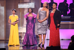 Willow Smith, Cicely Tyson, Queen Latifah and Jill Scott  Photo