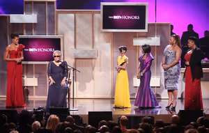 Michelle Obama with Maya Angelou, Willow Smith, Cicely Tyson, Queen Latifah and Jill  Photo