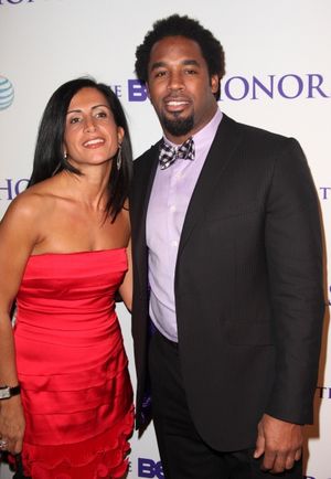 Dhani Jones  Photo