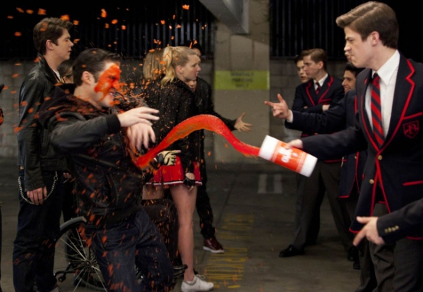 Photo Flash: First Look at GLEE's Michael Jackson Tribute Episode  Image