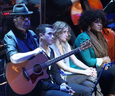 Dave Stewart, Richard Fleeshman, Caissie Levy & Da'vine Joy Randolph Photo