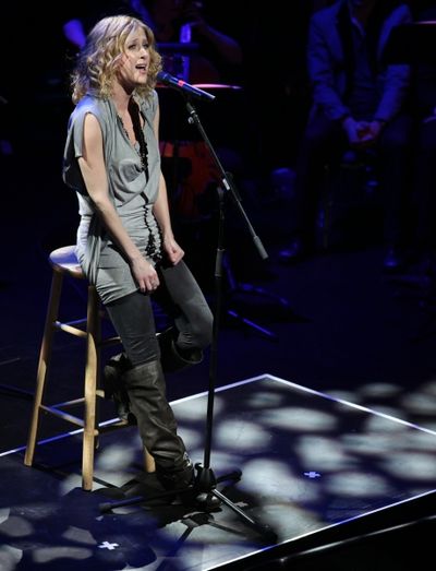 Caissie Levy Photo