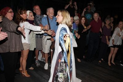 Jenifer Foote receives the Gypsy Robe. Photo