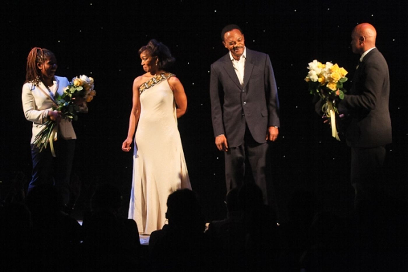 Photo Coverage: THE MOUNTAINTOP Takes Final Broadway Bow  Image