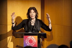 Lily Tomlin Photo