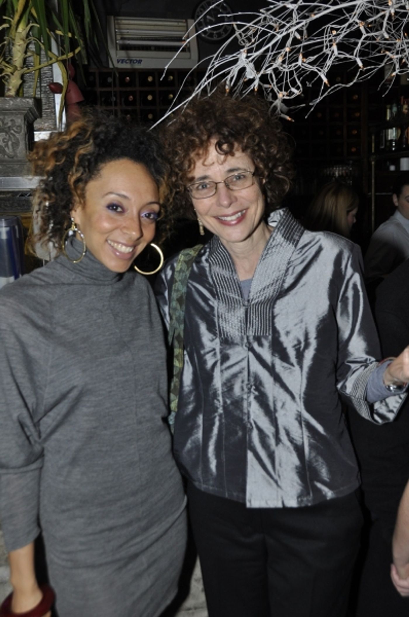 Photo Flash: NYCDAF's Destiny Rising Benefit  Image