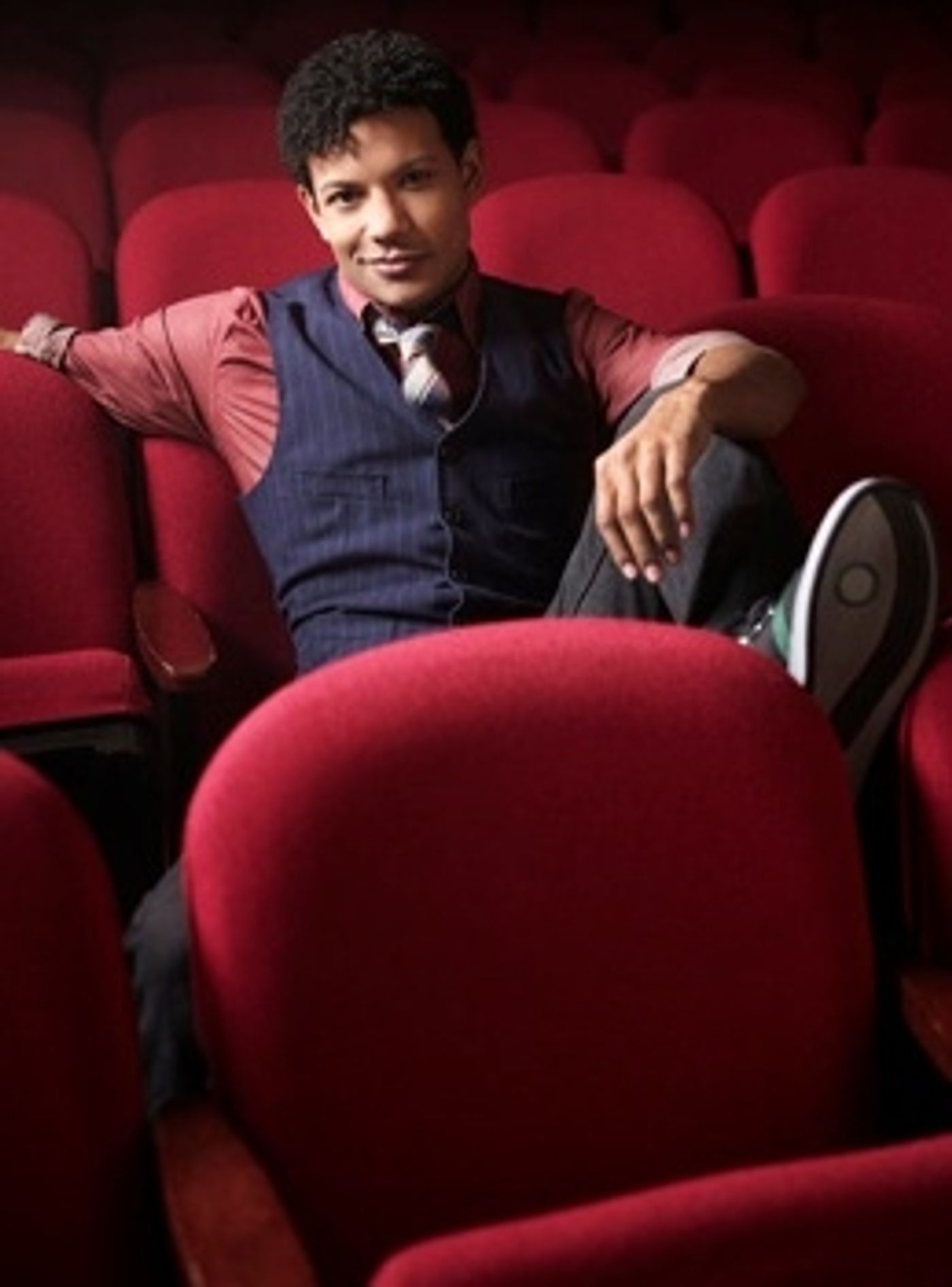 Photo Flash: New Photos from SMASH - Will Chase & More!  Image