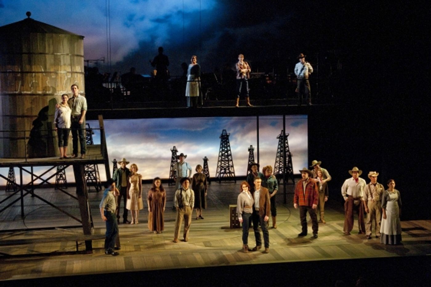 Photo Flash: First Look at Kate Baldwin, Aaron Lazar in Dallas Theatre Center's GIANT  Image