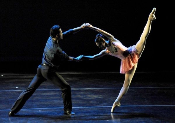 Photo Flash: Evening of Dance Benefits NYCDAF Scholarship Fund  Image