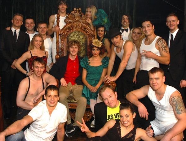 Evan Peters and the cast of ABSINTHE Photo