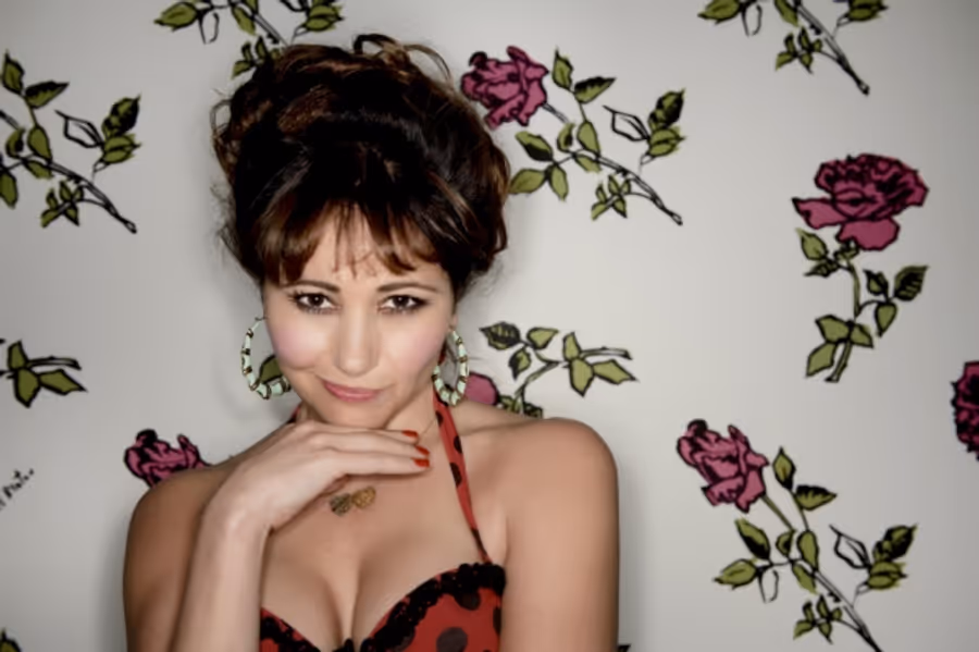 Photo Coverage: 'Mama Eponine' Frances Ruffelle In Cabaret - BENEATH THE DRESS At Menier Chocolate Factory Image