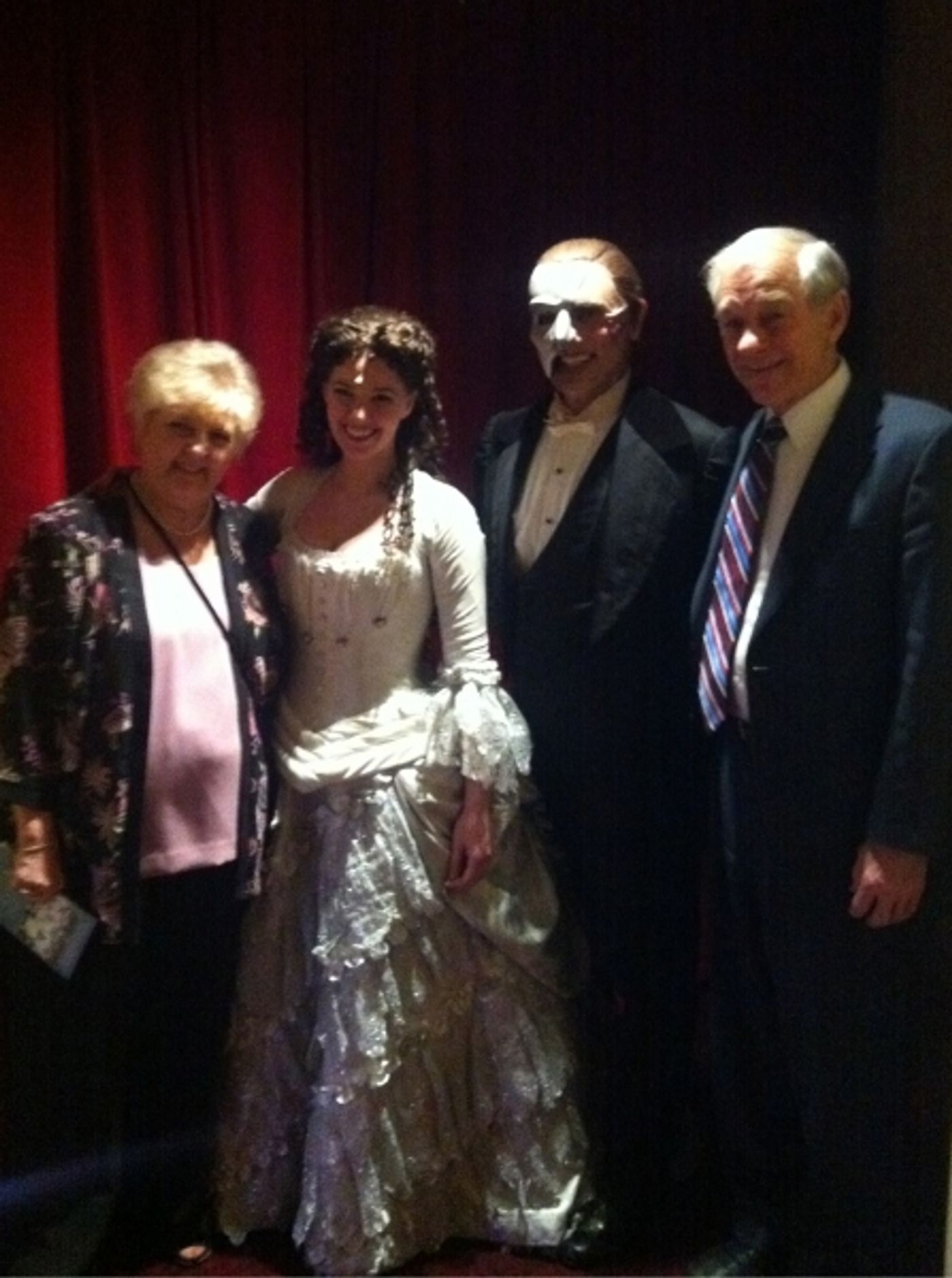 Photo Flash: Ron Paul Visits THE PHANTOM OF THE OPERA  Image